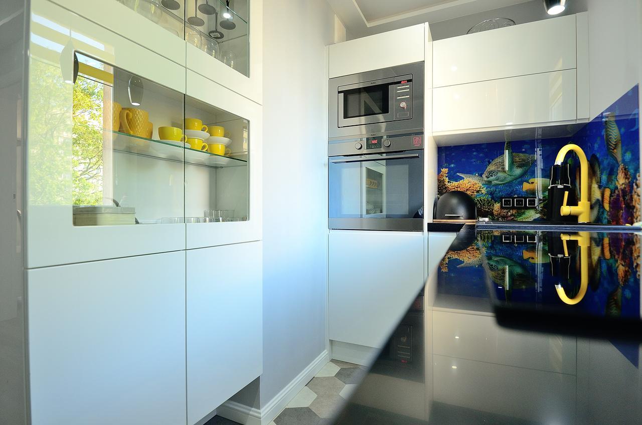 Victus Apartamenty, Tesla *